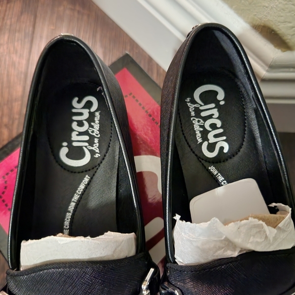 NEW NIOB Women's Circus Sam Edelman Black Hendricks Loafer Shoes, Size 5.5 - Picture 2 of 9